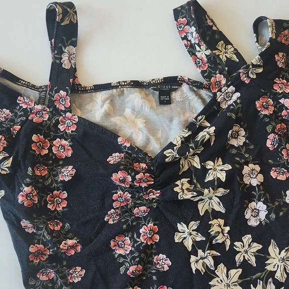 Guess Floral Top, Size S - Picture 4 of 4
